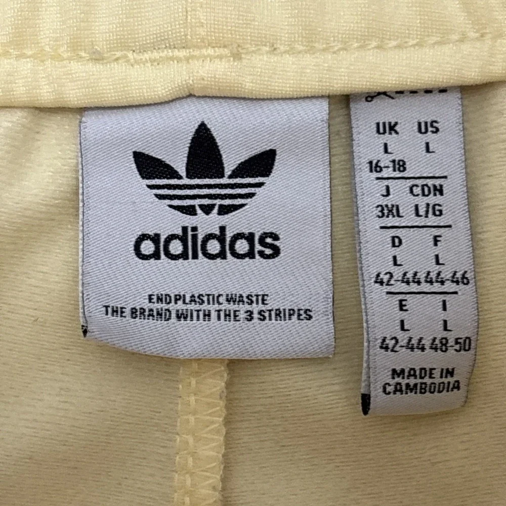 Adidas Original 3-Stripe‎ Athletic Pale Yellow Shorts - Size Large
